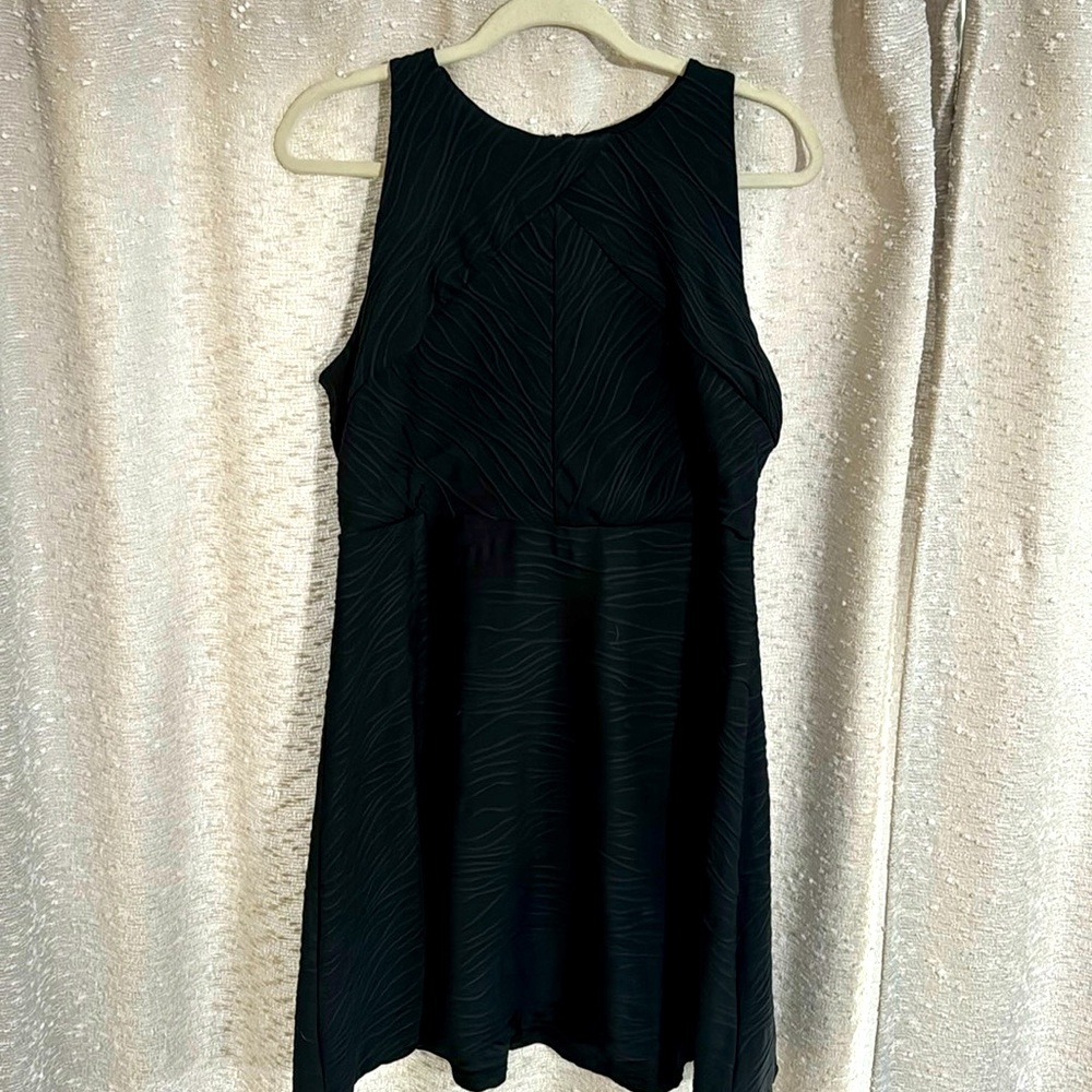 Little black dress - textured shapes